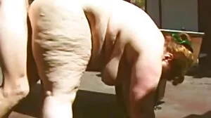 Handjob z napaloną Kit Mercer i Lacy Lennon z stare owłosione pizdy Team Skeet