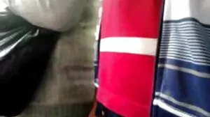 Akcja masturbacji z namiętną Angel Pink i zarosniete stare pizdy Donną Bell z Private