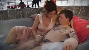 On The Sofa pieprzy się z niesamowitą Alexą stare wlochate pizdy Grace, Emmą Hix i Giną Valentiną z Team Skeet