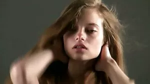Akcja ręczna z uwodzicielską Izzy Lush z Sis Loves Me pizdy stare