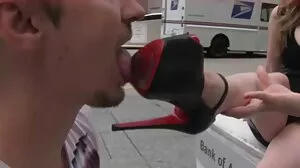 Mocne porno z dupą z prefektem Ami Calientą ruchanie starej pizdy z Dirty Flix