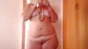 Scena masturbacji z seksowną Joanną duze stare pizdy Angel z True Anal