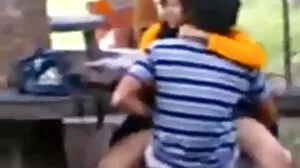 Leżąca śruba owłosione stare pizdy na pieska z seksowną Kinsley Karter z Team Skeet