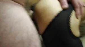Seks na pieska z stare pizdy pl uwodzicielską Honor May z DDF Network